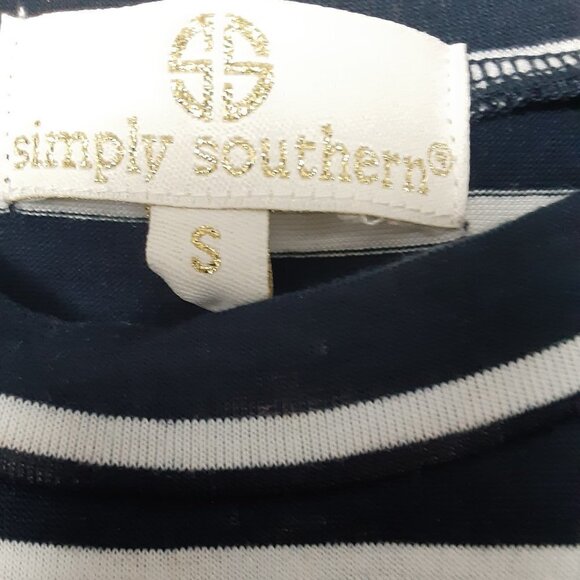 Simply Southern Size Small Black & White Striped Dress. - Picture 2 of 3